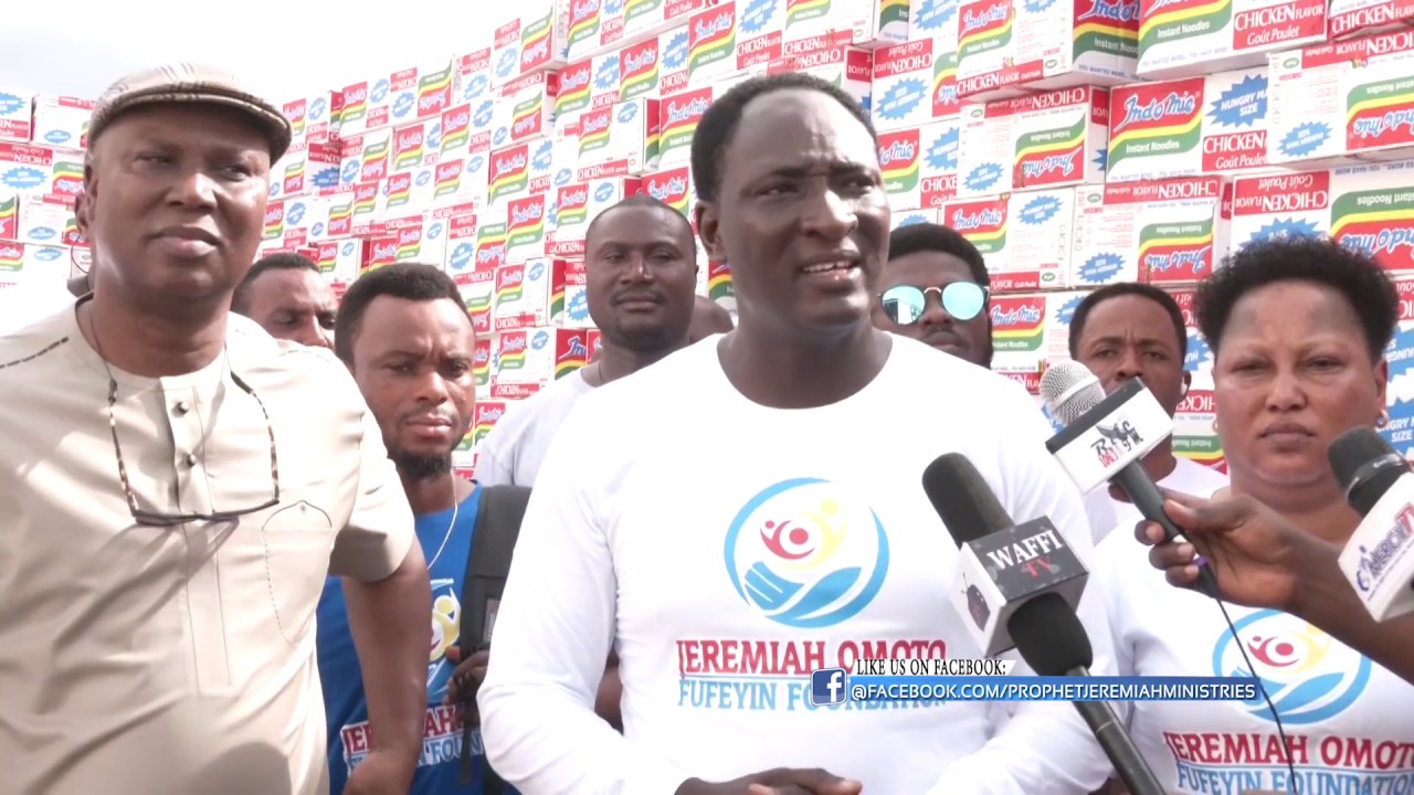 COVID-19: Jeremiah Omoto Fufeyin Foundation Donated Food Items to Delta State Government.