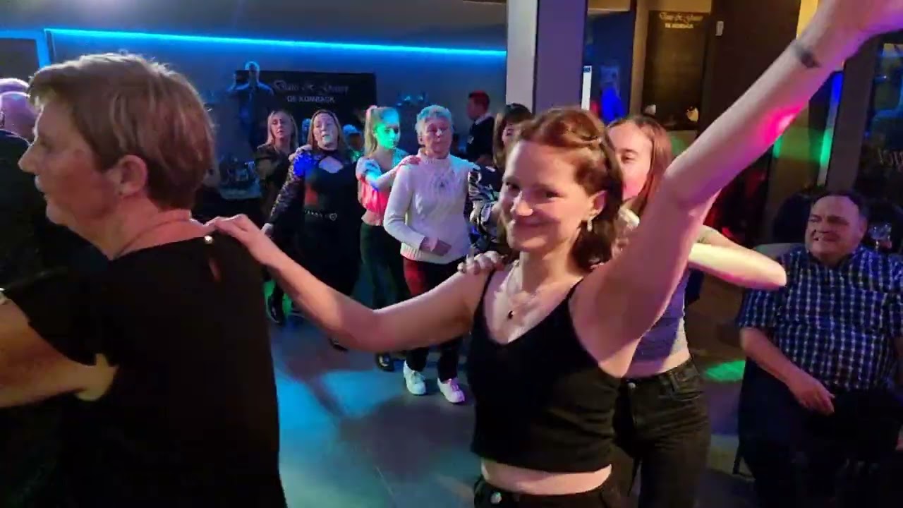 De Sirtaki/ Polonaise/ Doe niet zo sexy - Sammy Moore -  De Komback -  Voorde (Ninove).