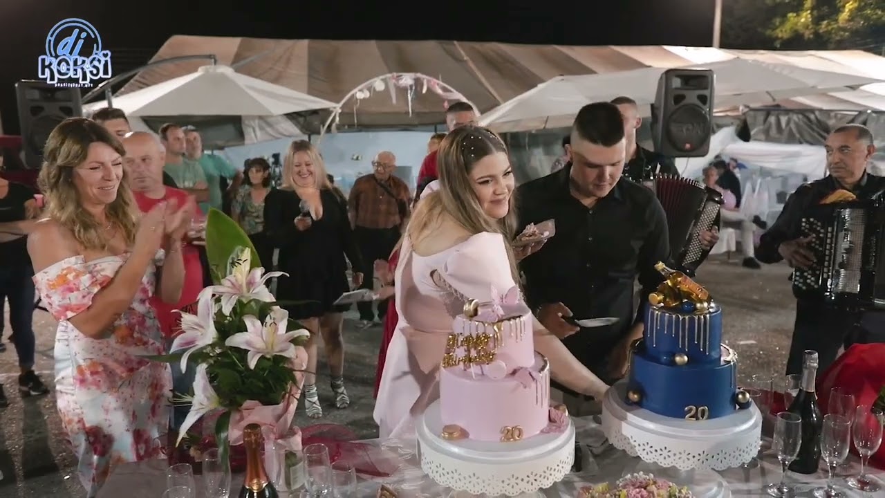 Pocetak igranke slavljenika torta vatromet.... orkestar Veljka Vladica