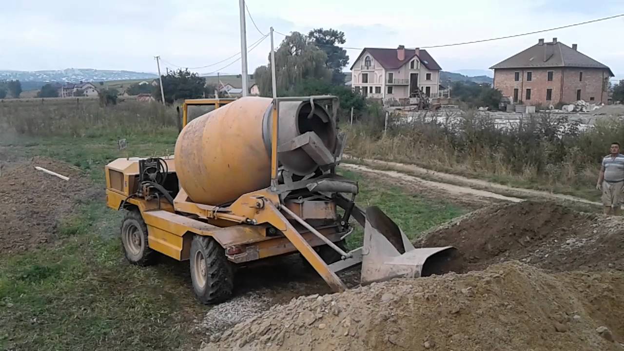 Бетон моноліти стяжки самоходний бетонозмішувач