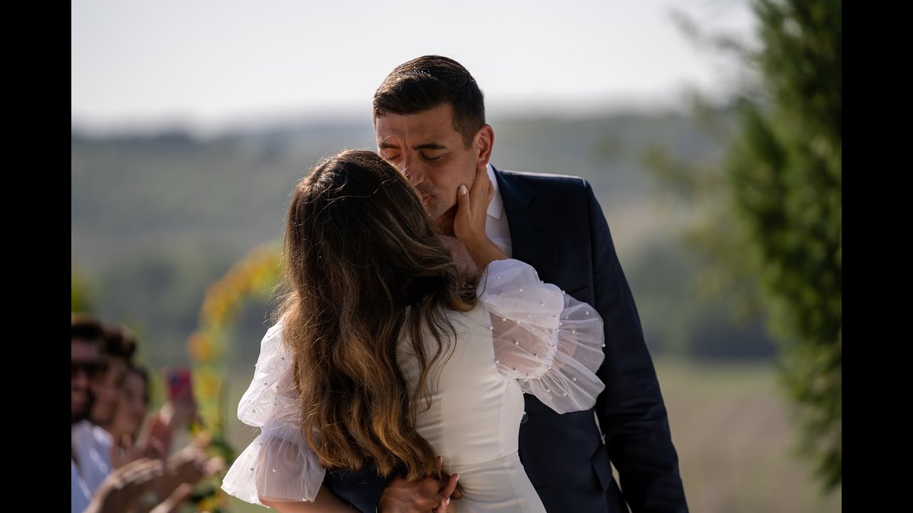 George Simion și Ilinca Munteanu s-au căsătorit! Imagini de la cununia civilă!