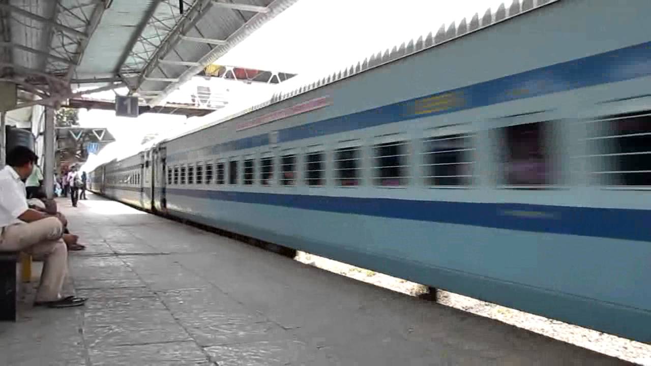 12542 Sant Kabir dham express crossing asangaon