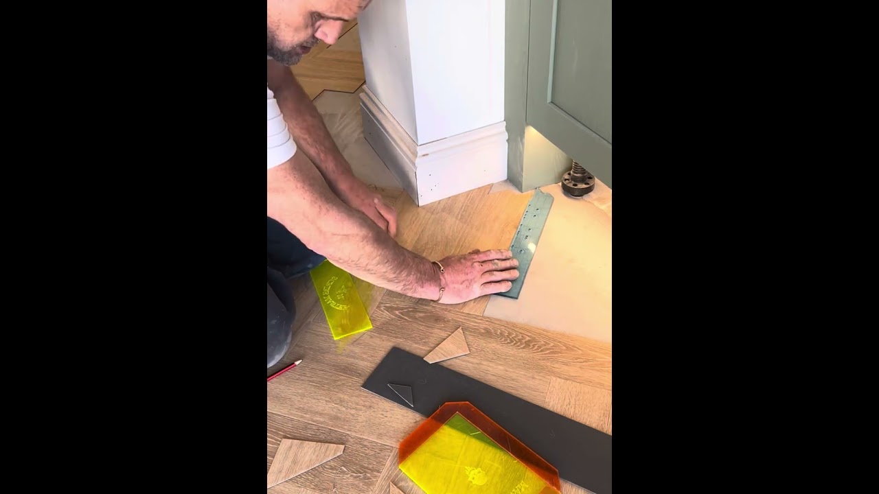 MAWBOARDS EXPLAIN DIFFERENCE BETWEEN METHODS #mawboards #amtico #herringbone #scribe #floorlayer