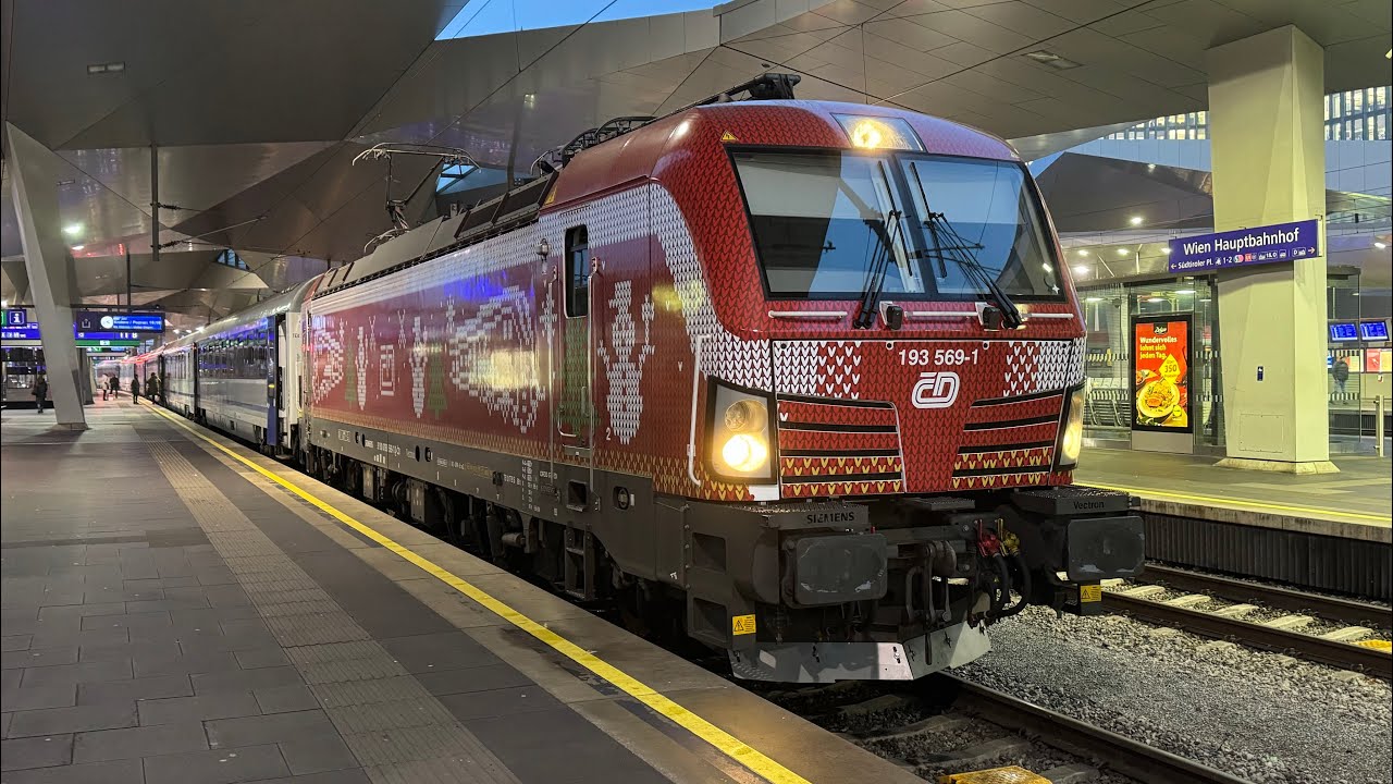 Abfahrt PKP EC 202/302 &ldquo;Danubius&rdquo; Wien Westbahnhof - Krak&oacute;w Gł./Poznań Gł. in Wien Hbf (16.12.2025)