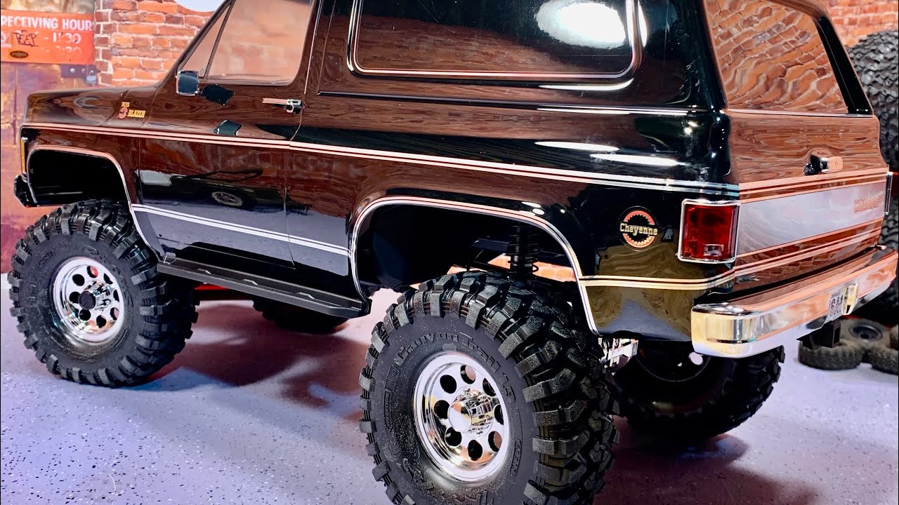 New TRUCK?! Un-Boxing TRX4 K5 Blazer!