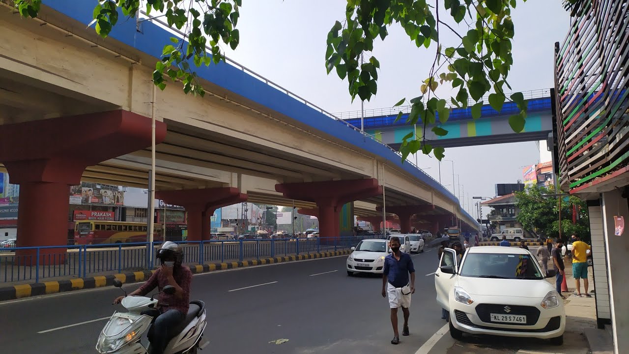 walking tour in india, Kochi city, vyttila junction, mahakavi vailoppilly rd 2021