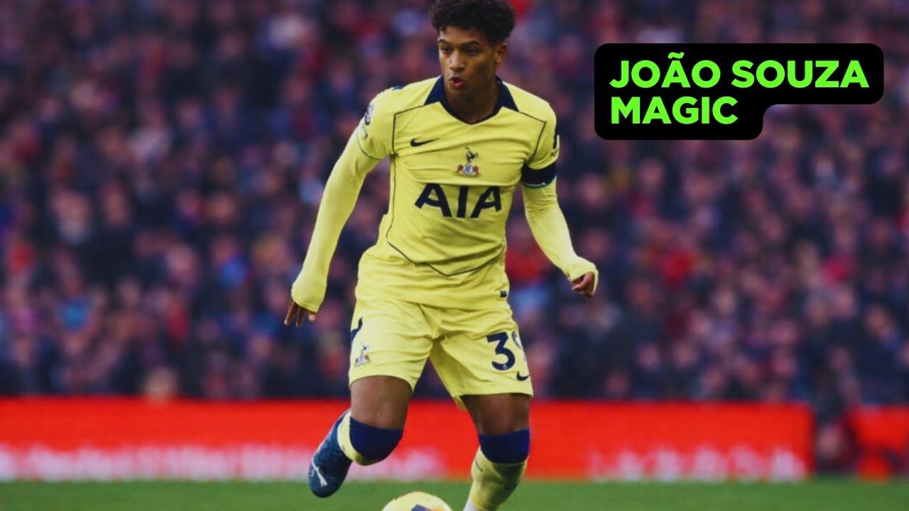 Jo&atilde;o Souza vs Manchester United | Composed Defensive Performance  | 07/02/2026
