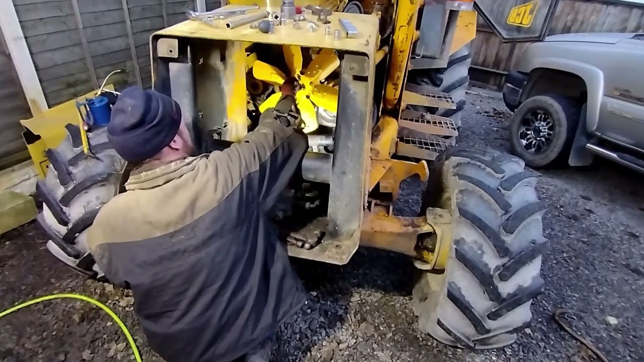 Perkins 1004-4T: Secrets to JCB 3CX Grey Cab Maintenance