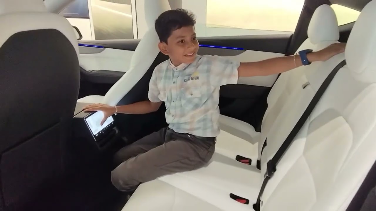 Tesla Experience Centre BKC