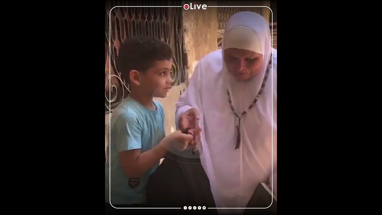 فرحة وزغاريد.. لحظة وصول الحاجة ماجدة صاحبة فيديو السير إلى عرفات لمنزلها