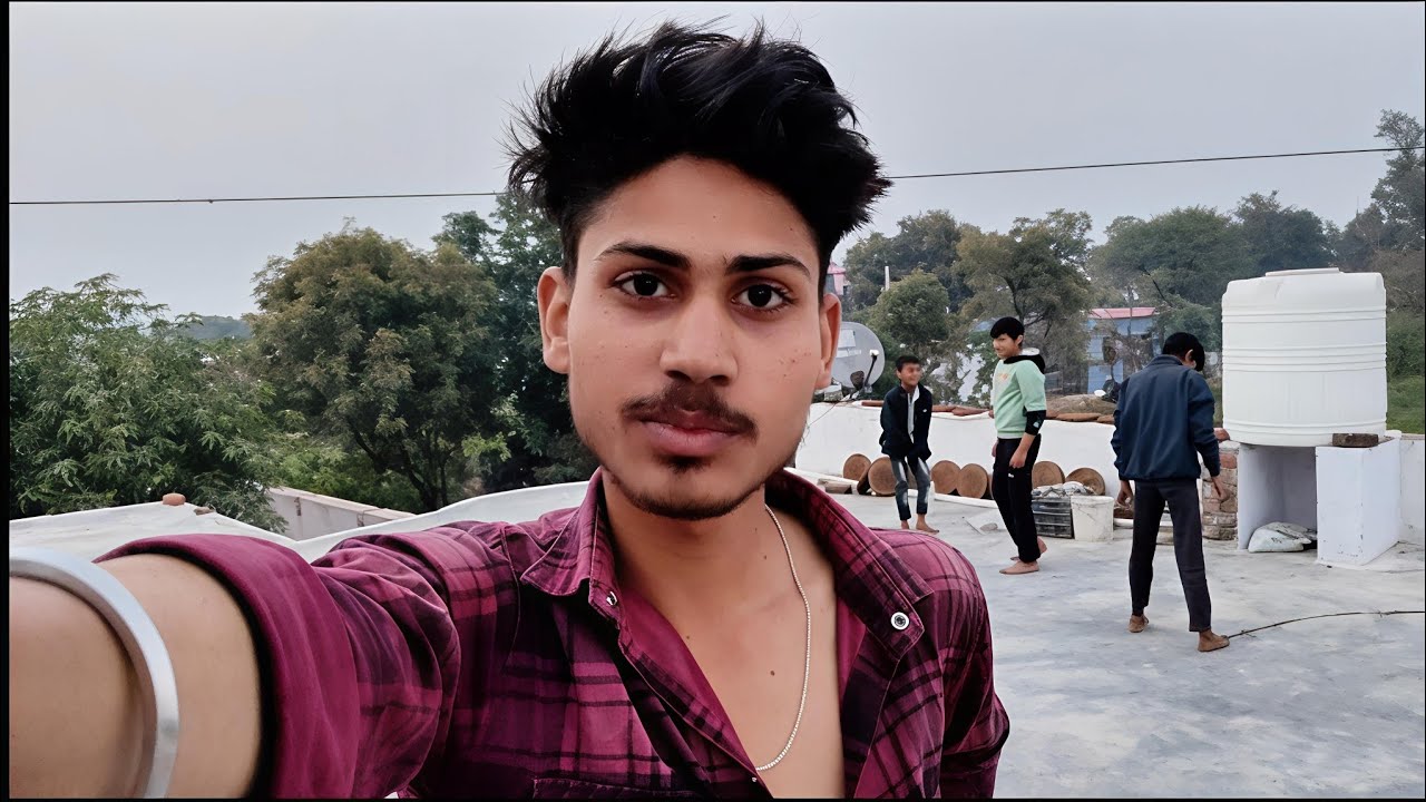 Prince ko kuch mila h ? Par kya 😐
