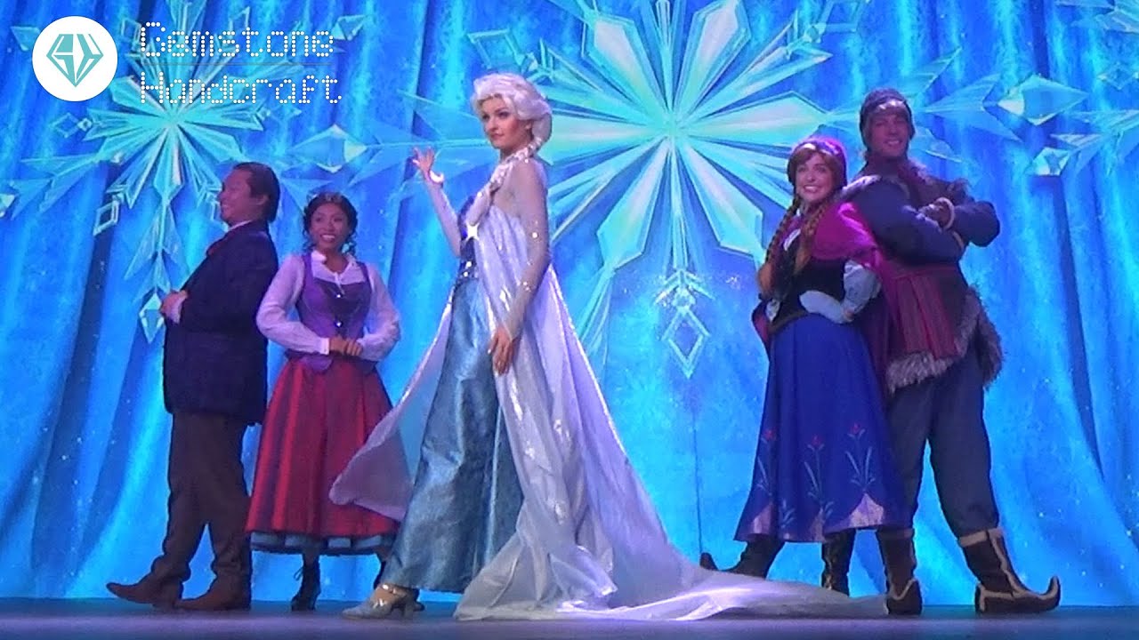 香港迪士尼樂園：《魔雪奇緣》夏雪節盛演『 冰雪小鎮 - Frozen Village』