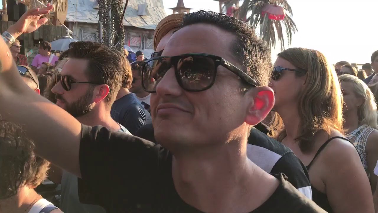 Hernán Cattaneo at the beach (Day 2.) 2018./8.