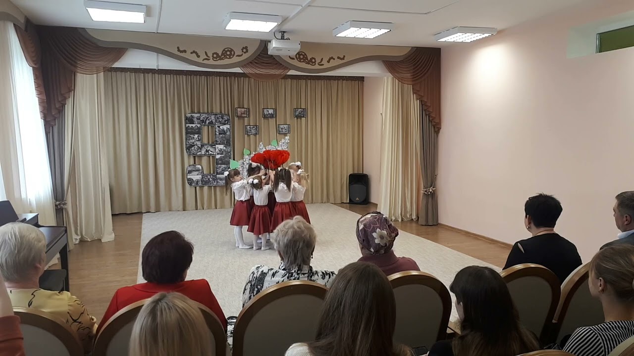 танец с гвоздиками