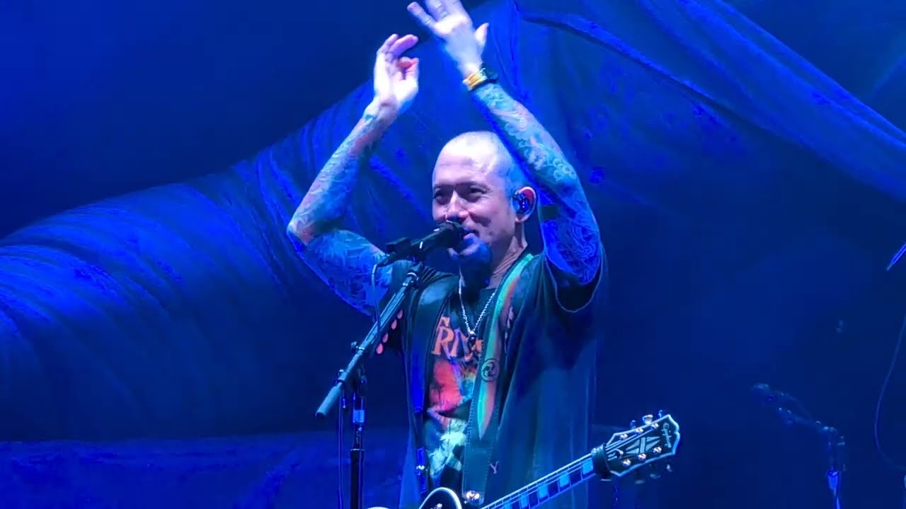 Trivium - Dying in Your Arms [4K] live @ Stadthalle, Vienna