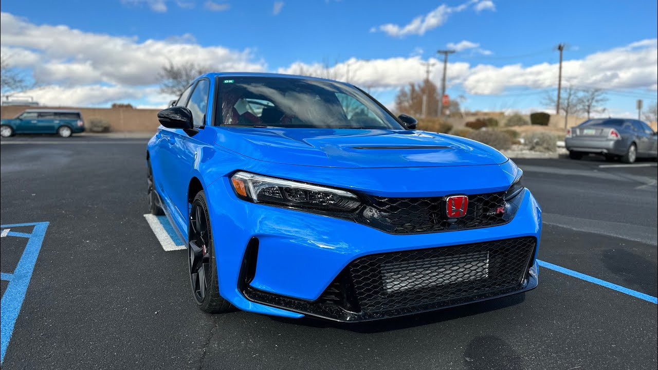 2023 Honda Civic Type R - Boost Blue Pearl - Walkaround
