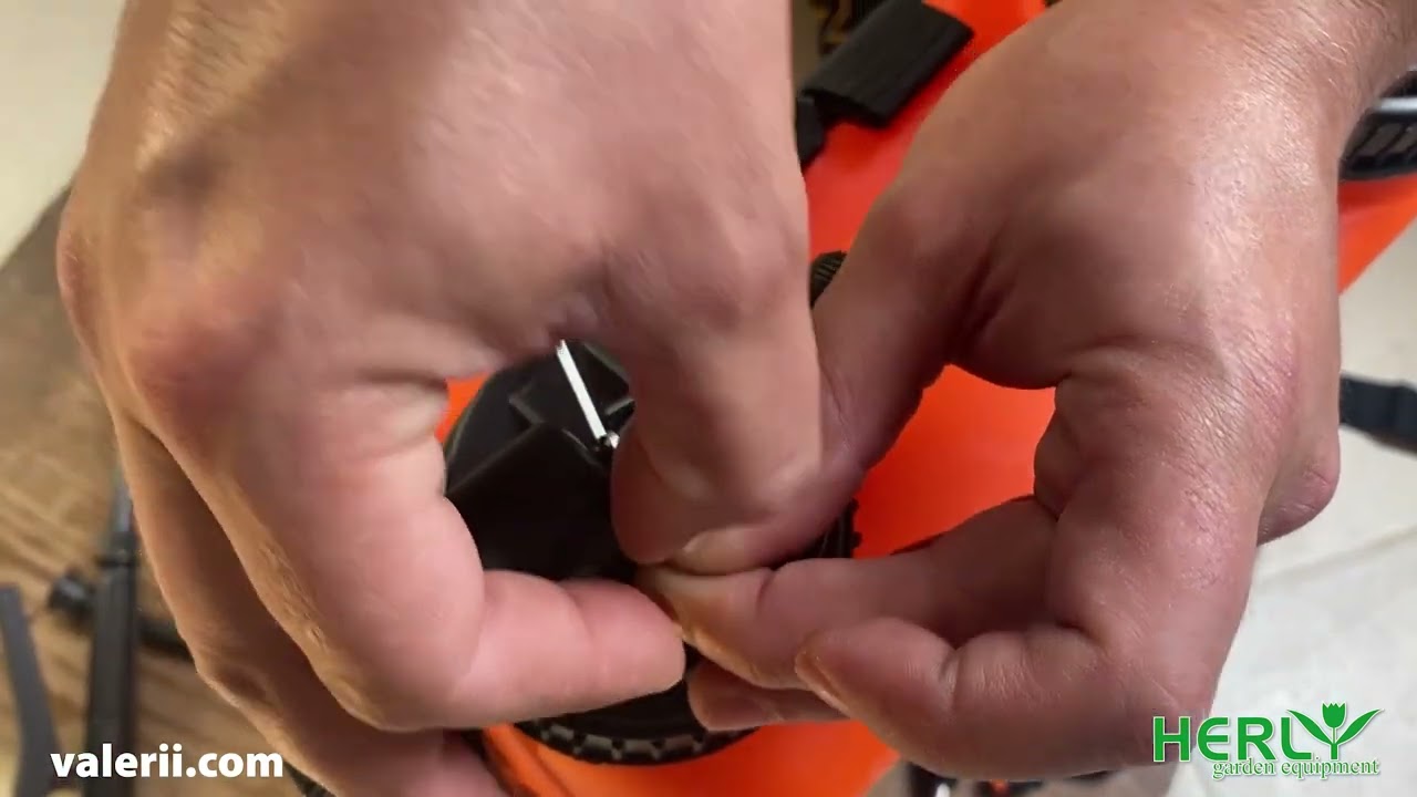 Сглобяване на ръчна пръскачка 16 литра Herly