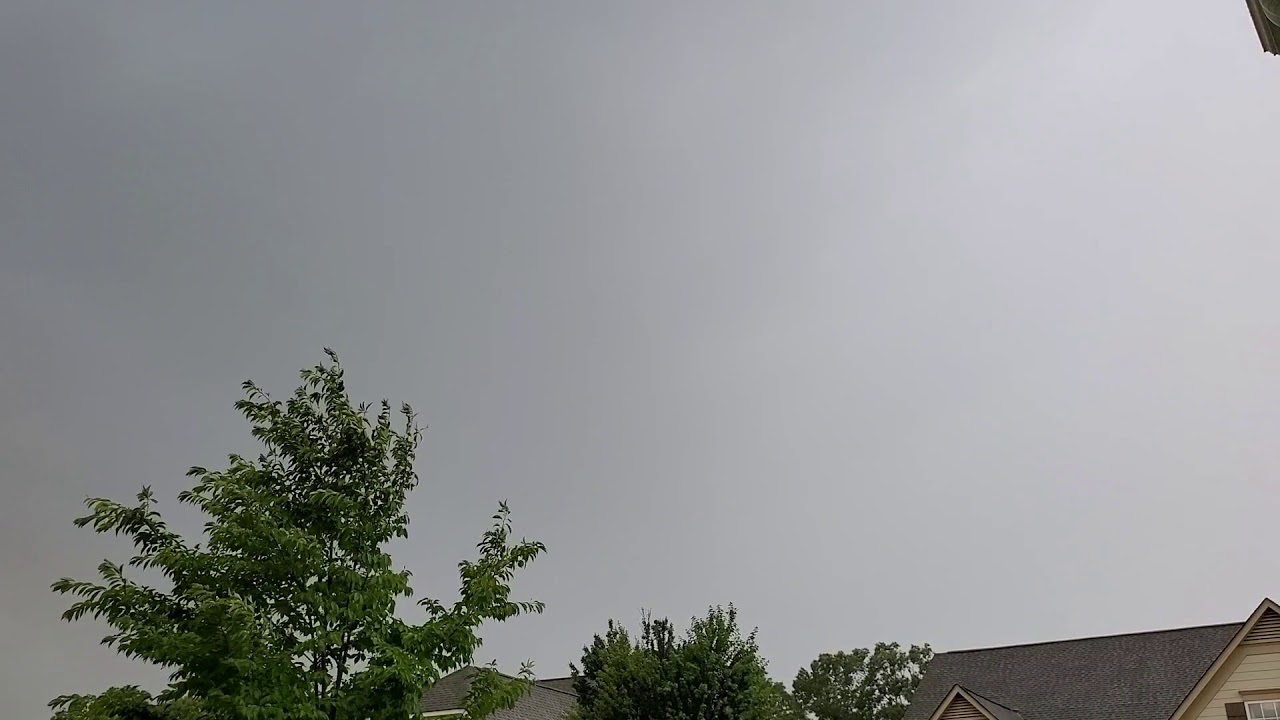 Huge Thunderstorm With Severe Cracking Thunder + Long Thunder + Awesome Lightning!!!!