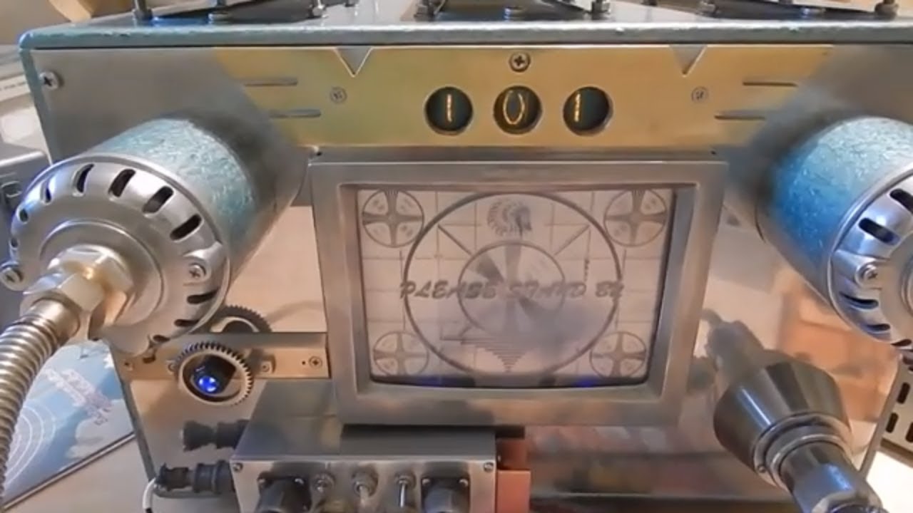Ламповый усилитель в стиле Fallout -  Fallout vacuum tubes amplifier