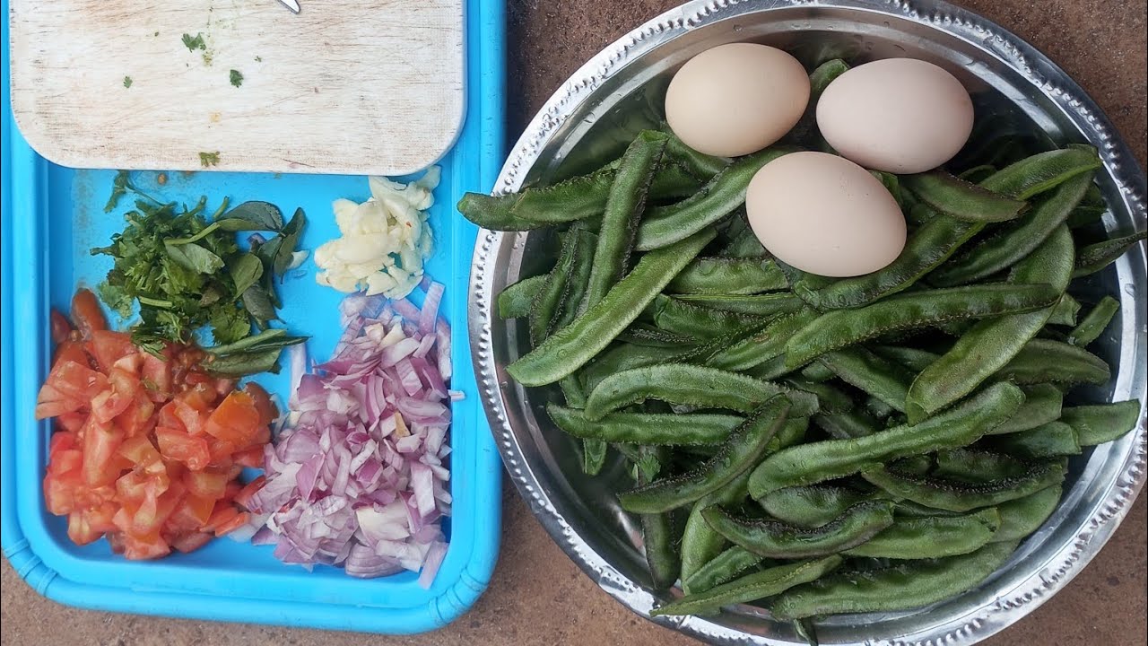 அவரகாய் முட்டை பெறியல்