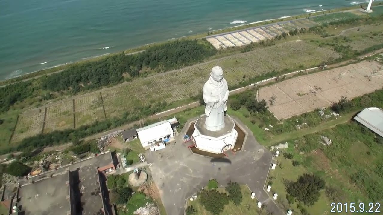 新潟【親鸞聖人像】空撮（2015 9 22）撮影