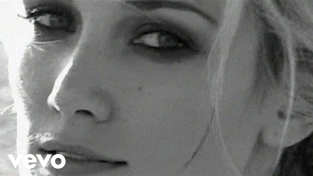 Delta Goodrem - I Can't Break It To My Heart (Official Video)