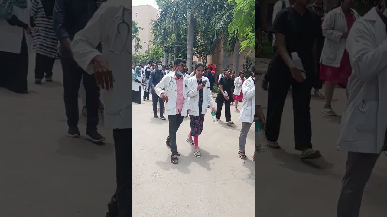 Jr doctors protest at nims #shorts#ytshort#youtubeshorts #youtube#doctors #justice#hyderabad#news
