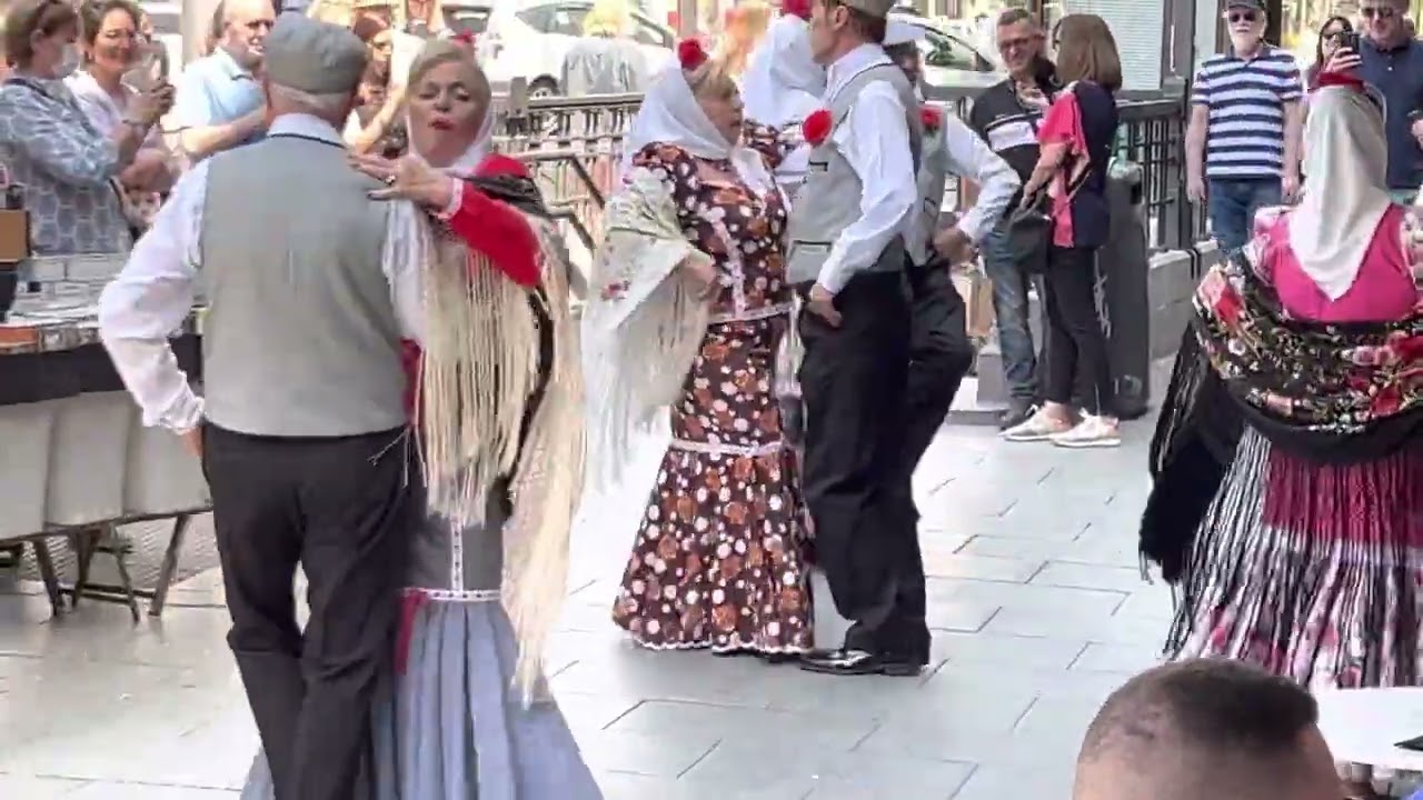 Vivir en Madrid - Fiestas de S. Isidro, De Chulapos  y Chulapas