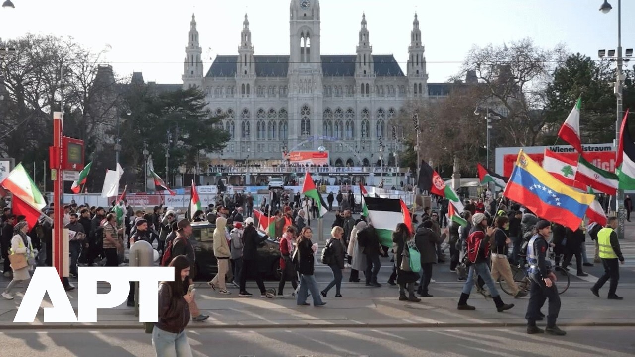 Vienna Demonstrators Rally Against US-Israeli Strikes on Iran, Call Conflict an “Energy War” | APT