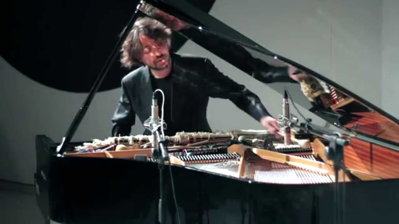 Mario Mariani - Suite for (un)prepared piano (2014)