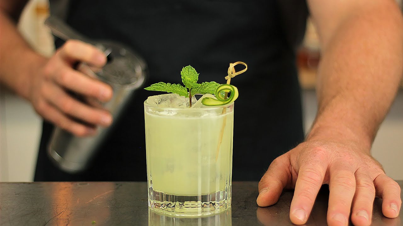 EASTSIDE Cocktail Recipe - Gin, Mint, Cucumber, ASMR? 😍