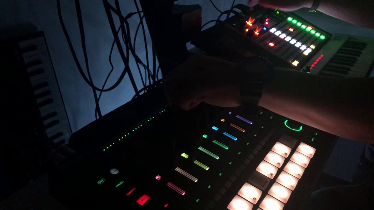 Nightly Electronic Session with Roland MC-707 & Synthstrom Deluge