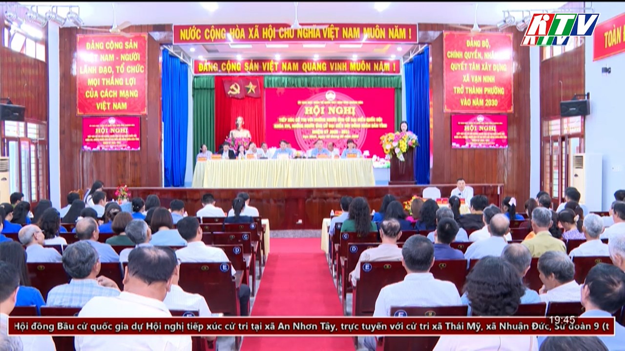 Người ứng cử đại biểu Quốc hội khóa XVI và đại biểu HĐND tỉnh Khánh Hòa tiếp xúc cử tri