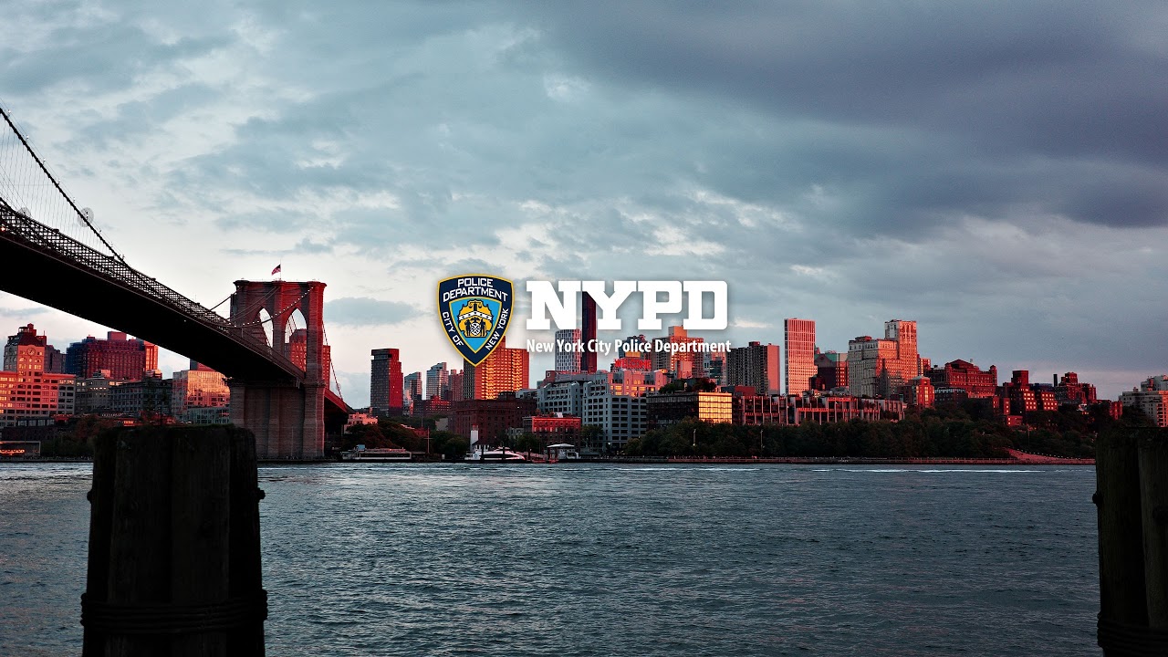 Watch as NYPD executives provide an update on an ongoing investigation in Manhattan.