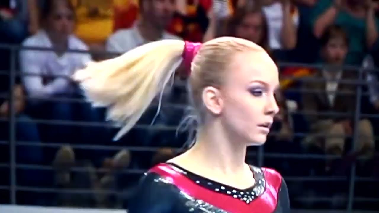 Sandra Izbasa 💗 🥇 Gold medalist 🤸very nice FX exercise 2011 Europeans