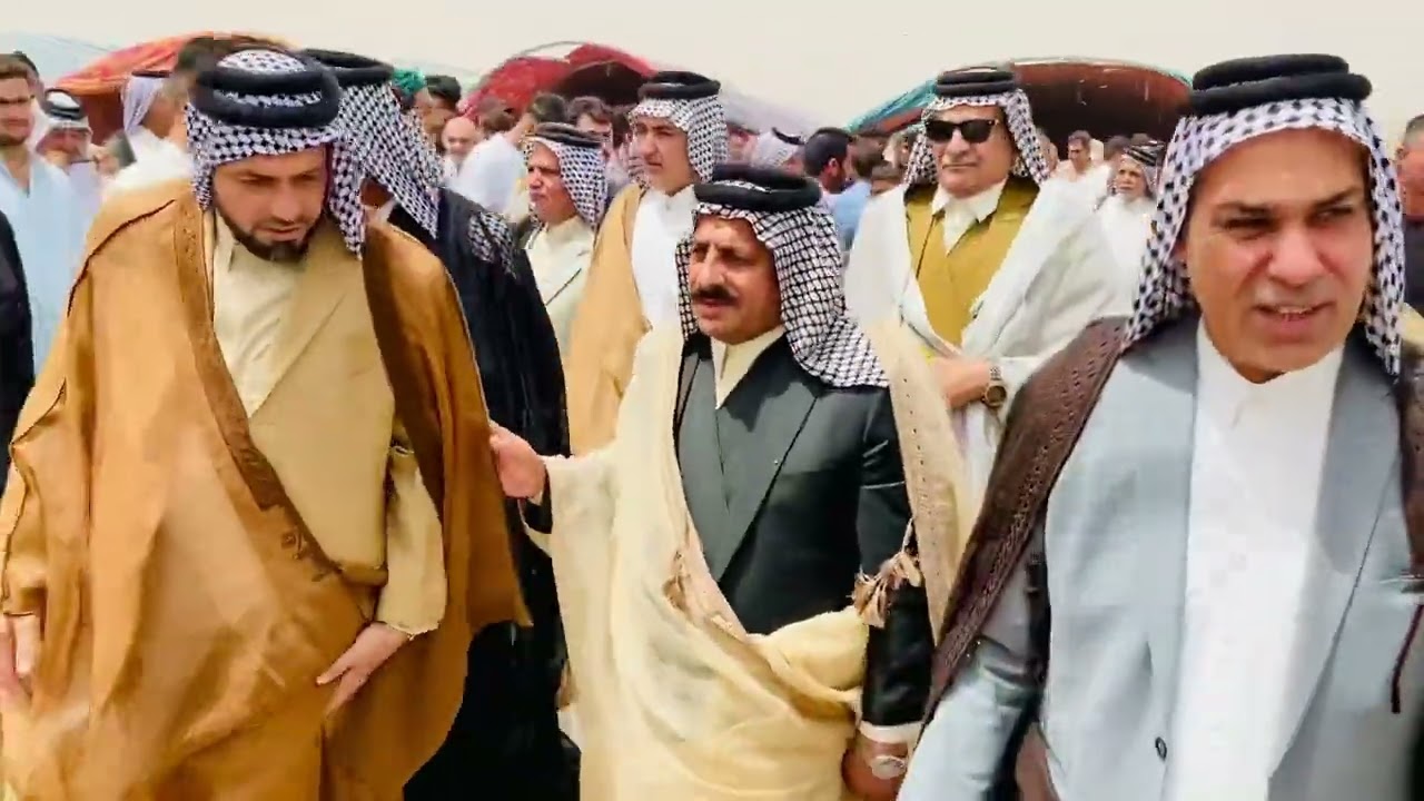حضر الشيخ حسن ال عبيد العباسي نيابة عن الامير حسين ابو قسور امير بني حسن افتتاح مضيف ال جدوع في بابل