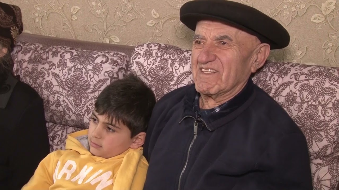 Бинонтӕ. Баситӕ