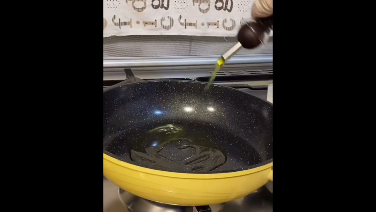 متبل الكوسا الصحي🧤دلال حناوي لاترمي لب الكوسا!؟