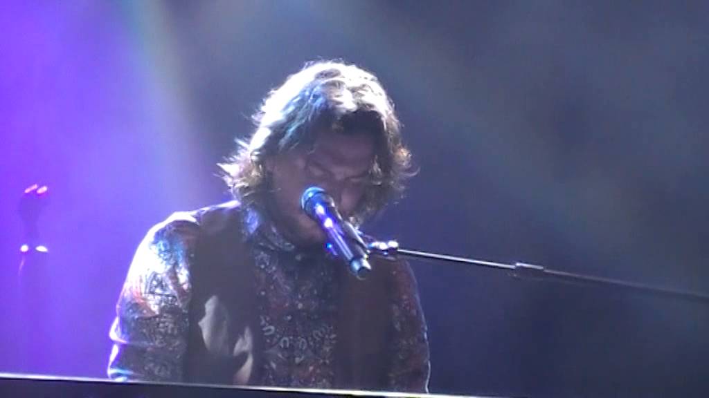 Manuel Carrasco-¿Que nos está pasando?-Coruña 11-07-14