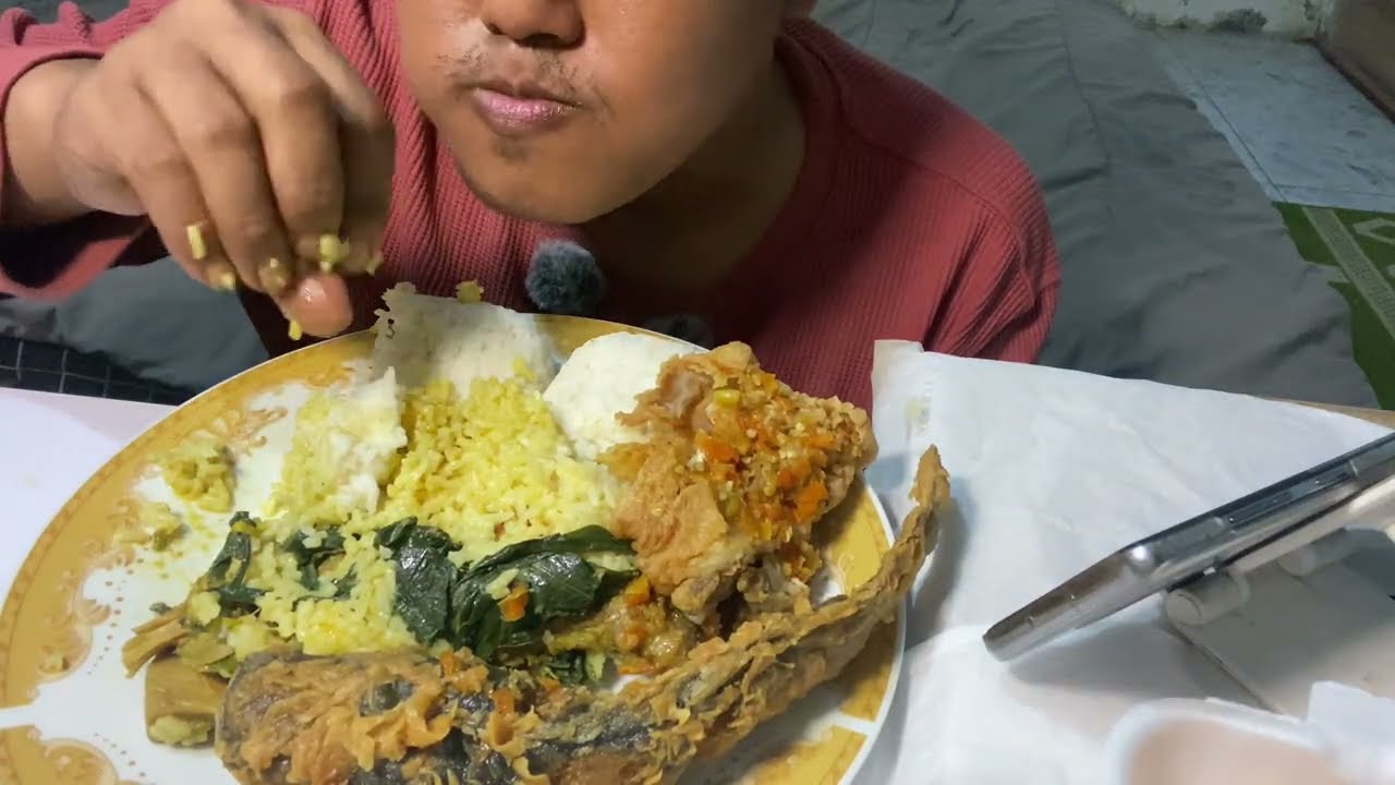 Nasi Padang Ikan Lele With Ayam Geprek