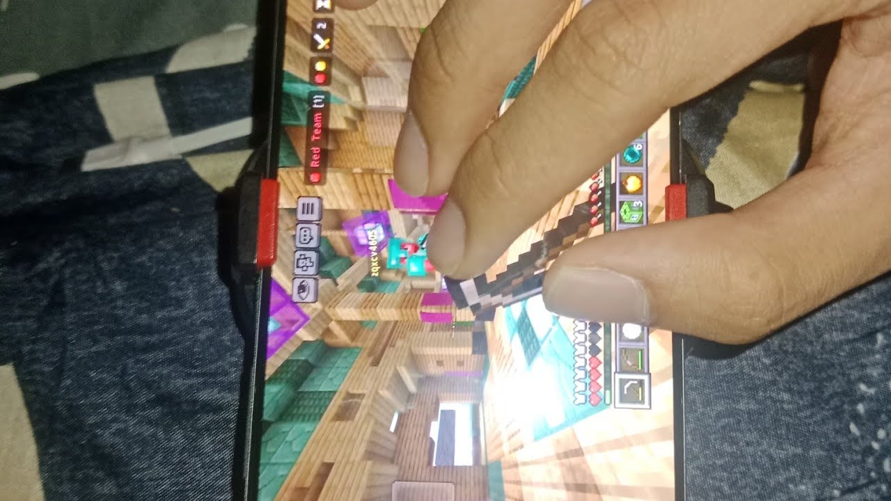 MCPE Skywars 1v1 RUSTY A-Tier vs C-Tier (UNCUT + HANDCAM)
