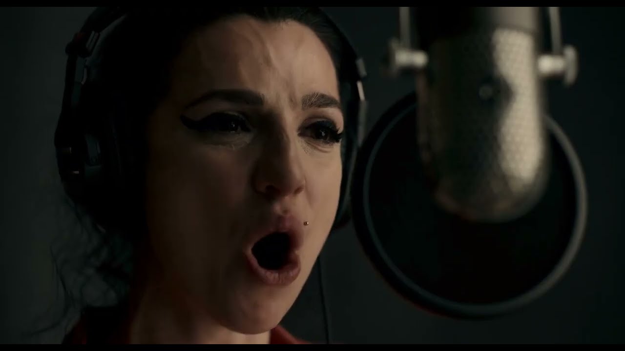 BACK TO BLACK - Trailer Oficial Legendado (Universal Pictures Portugal)