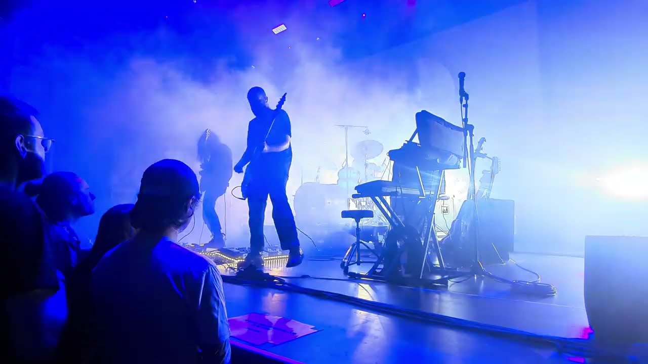 Bruit ≤ - Live Gloomaar Festival 2025 15/11/2025