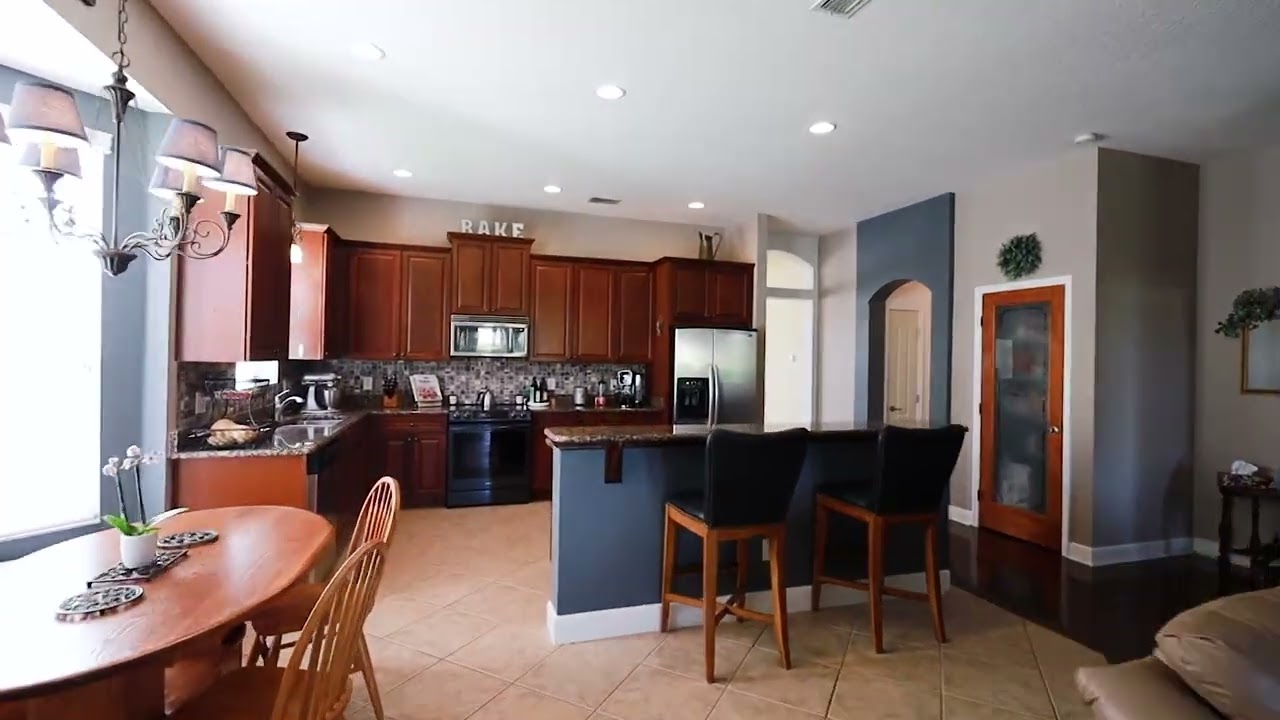 3720 Valley Oaks Court, Oviedo, FL 32766 - Just Listed