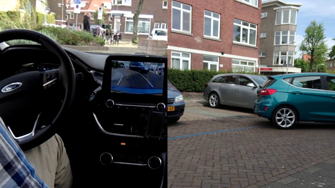 Ford Fiesta 2018: Parking assistant in action