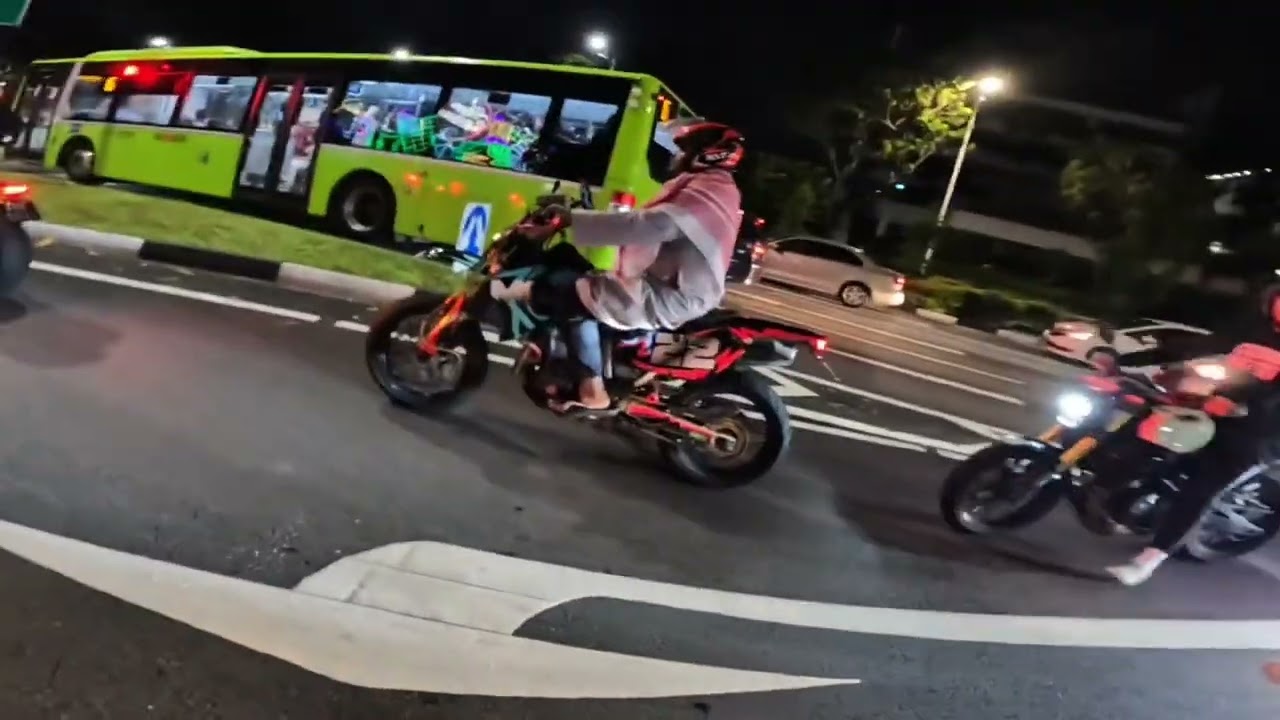 PimpMyBike Hari Raya Night Ride | GSXR 150 | Singapore