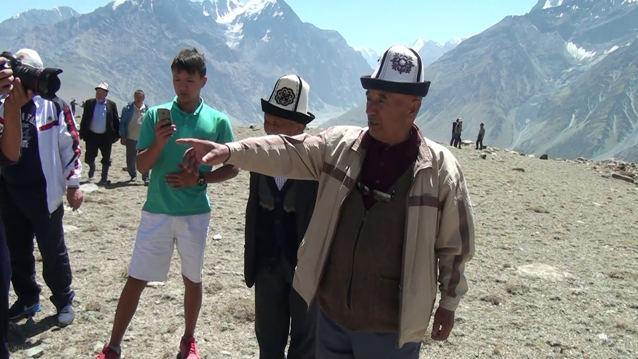 КУЧЛУК ХАН АЛТЫН МАЗАРДА АЗАН АЙТЫП НАМАЗ ОКУП ЗЫЯРАТ КЫЛЫП КЕЛДИ  МУРОЗОСУНДО  ЧОН АЛАЙ 20 08 2018ж