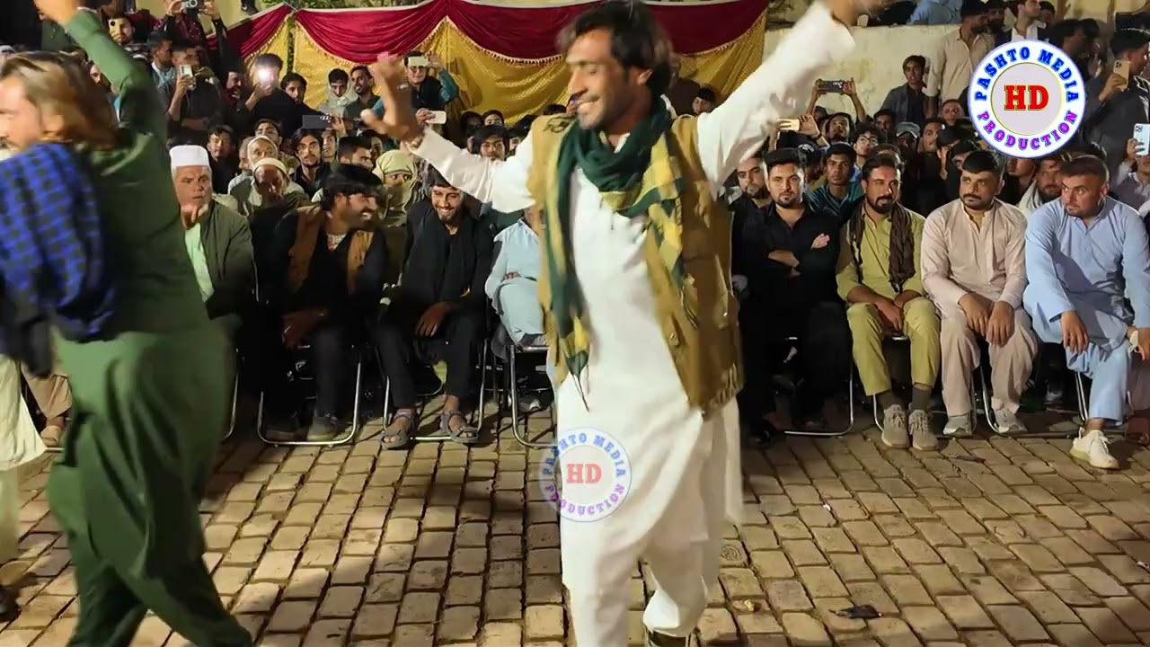 Ro Ro Raza Gule Ro Ro Raza | Shah Farooq | Pashto New Song | With Mast Dance 2025 By  @pashtomp