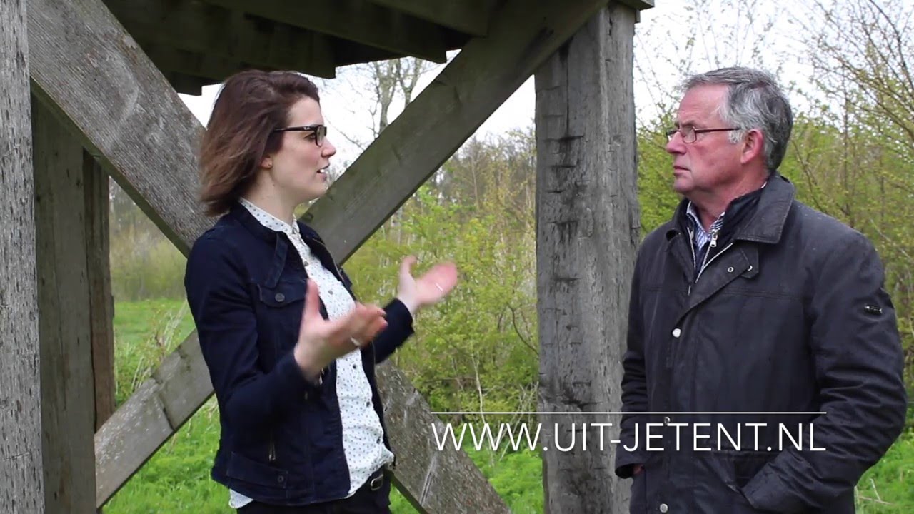 Jaap Naaktgeboren over de Meetstoel, het centrale punt tijdens Uit-jeTent