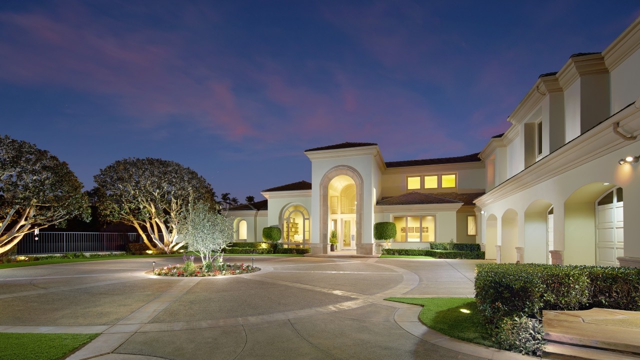 Guard-Gated Ocean Ranch Luxury Home | Laguna Niguel, California: 1 Elk Grove Lane
